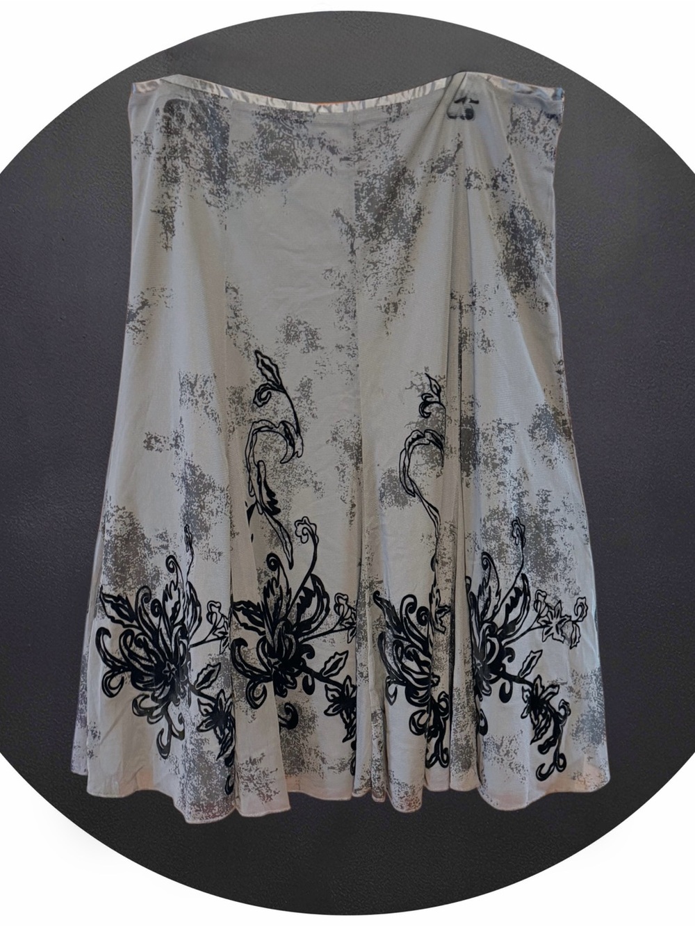 SPANNER Gray and Black Circle Skirt with Velvet Floral Scrolls size 12